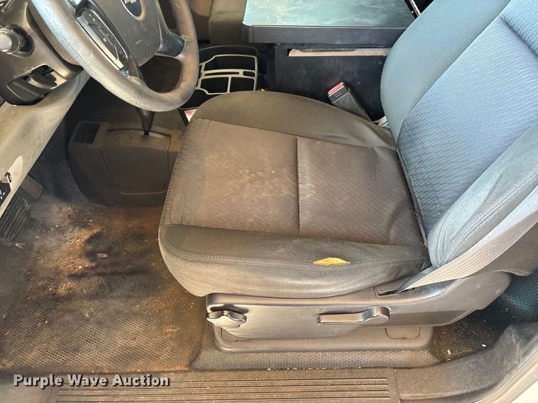 image for item EC4430 2013 Chevrolet Silverado 2500HD utility bed pickup truck