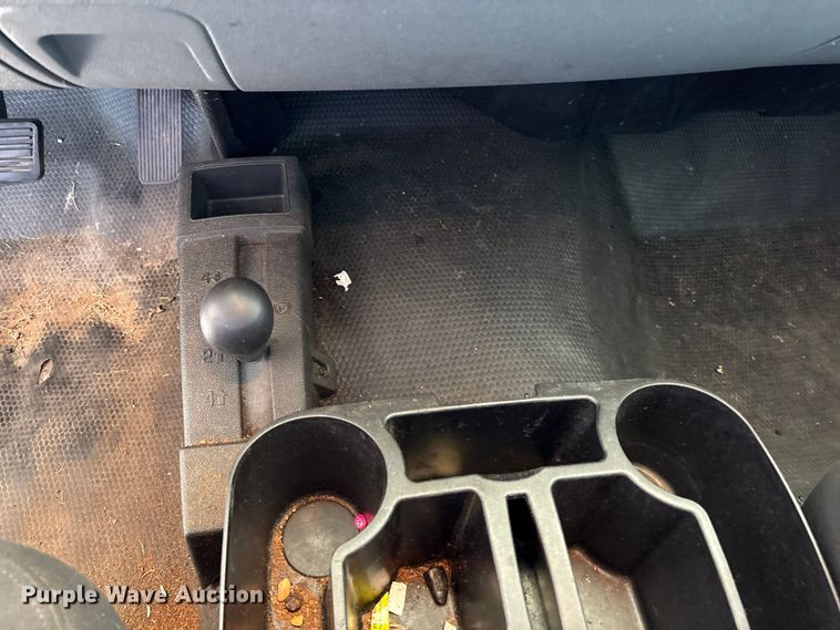 image for item EC4430 2013 Chevrolet Silverado 2500HD utility bed pickup truck