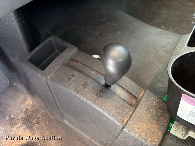 image for item EC4430 2013 Chevrolet Silverado 2500HD utility bed pickup truck