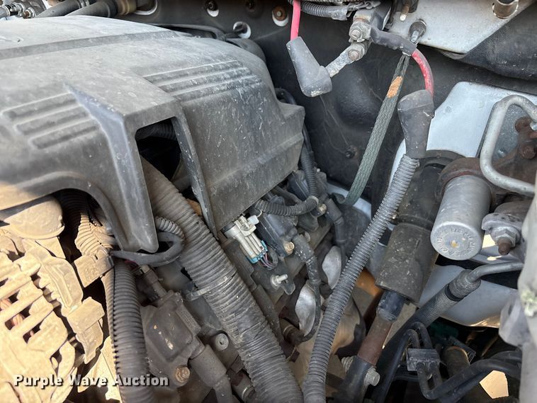 image for item EC4430 2013 Chevrolet Silverado 2500HD utility bed pickup truck