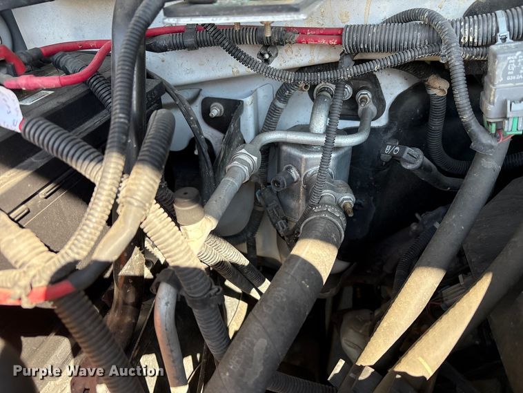 image for item EC4430 2013 Chevrolet Silverado 2500HD utility bed pickup truck