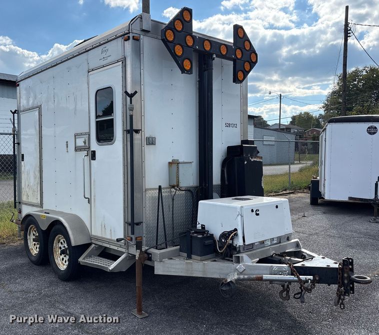 image for item EC4441 2013 Team Fenex Fost 6 fiber optic splicing trailer