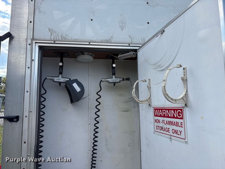 image for item EC4441 2013 Team Fenex Fost 6 fiber optic splicing trailer