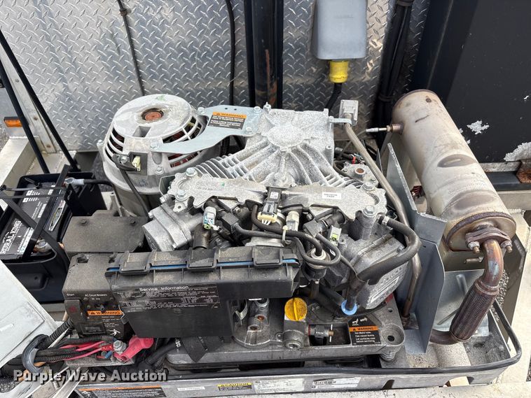 image for item EC4441 2013 Team Fenex Fost 6 fiber optic splicing trailer