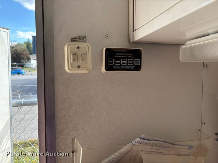 image for item EC4441 2013 Team Fenex Fost 6 fiber optic splicing trailer