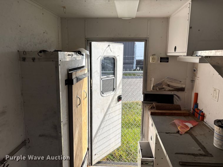 image for item EC4441 2013 Team Fenex Fost 6 fiber optic splicing trailer