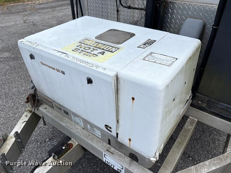 image for item EC4442 2013 Team Fenex Fost 6 fiber optic splicing trailer