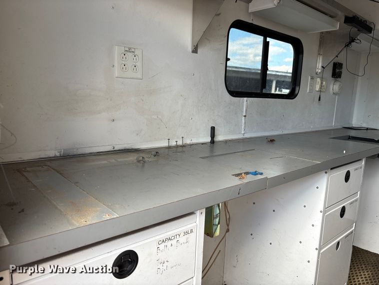 image for item EC4442 2013 Team Fenex Fost 6 fiber optic splicing trailer