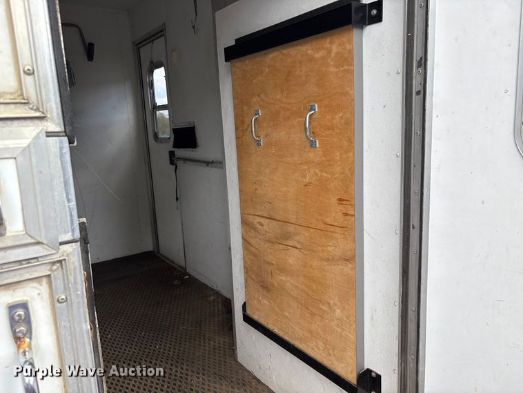 image for item EC4442 2013 Team Fenex Fost 6 fiber optic splicing trailer