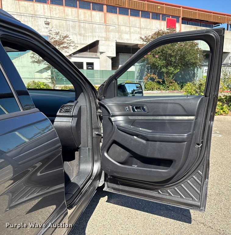 image for item EC7992 2018 Ford Explorer SUV
