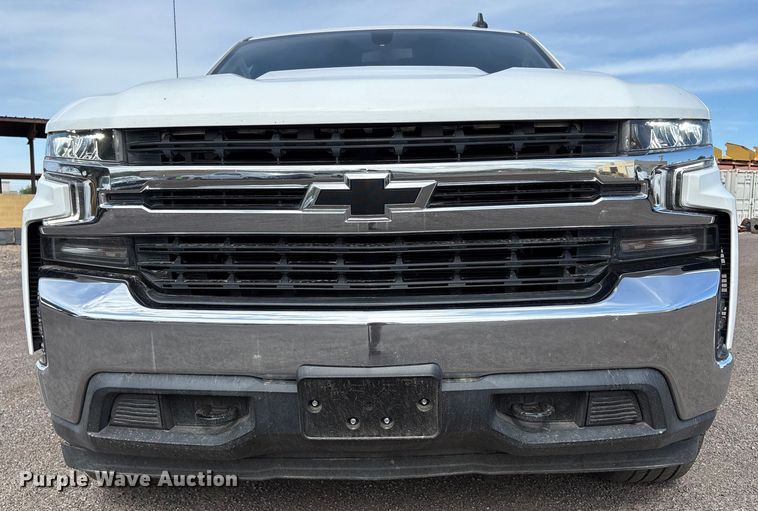 image for item EC8001 2021 Chevrolet Silverado 1500 Crew Cab pickup truck