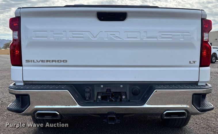 image for item EC8001 2021 Chevrolet Silverado 1500 Crew Cab pickup truck