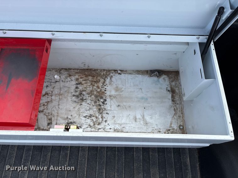 image for item EC8001 2021 Chevrolet Silverado 1500 Crew Cab pickup truck