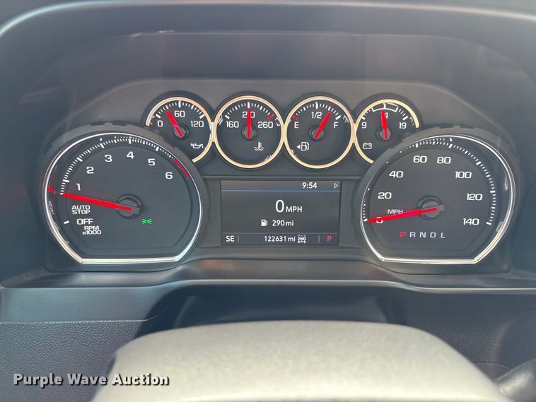 image for item EC8001 2021 Chevrolet Silverado 1500 Crew Cab pickup truck