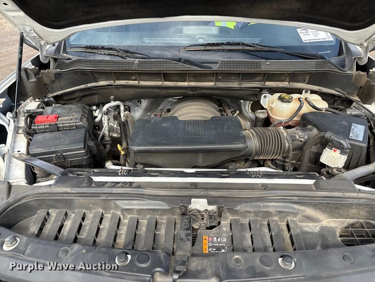 image for item EC8001 2021 Chevrolet Silverado 1500 Crew Cab pickup truck