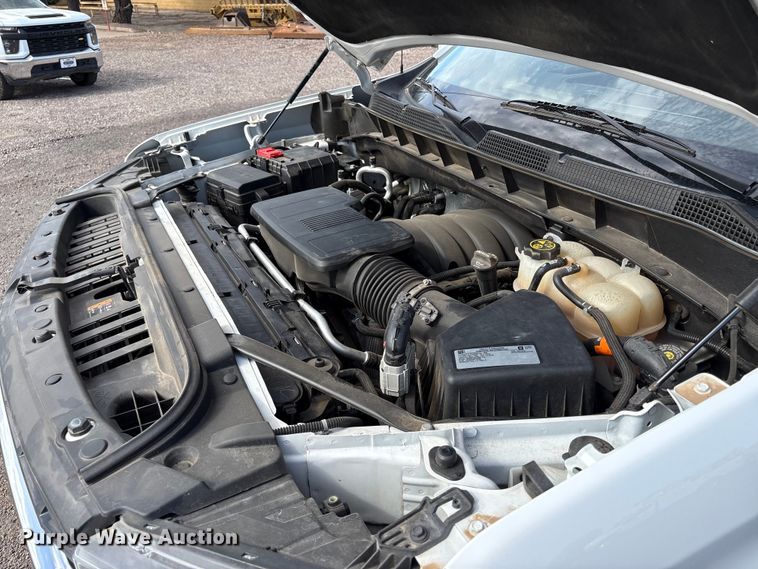 image for item EC8001 2021 Chevrolet Silverado 1500 Crew Cab pickup truck