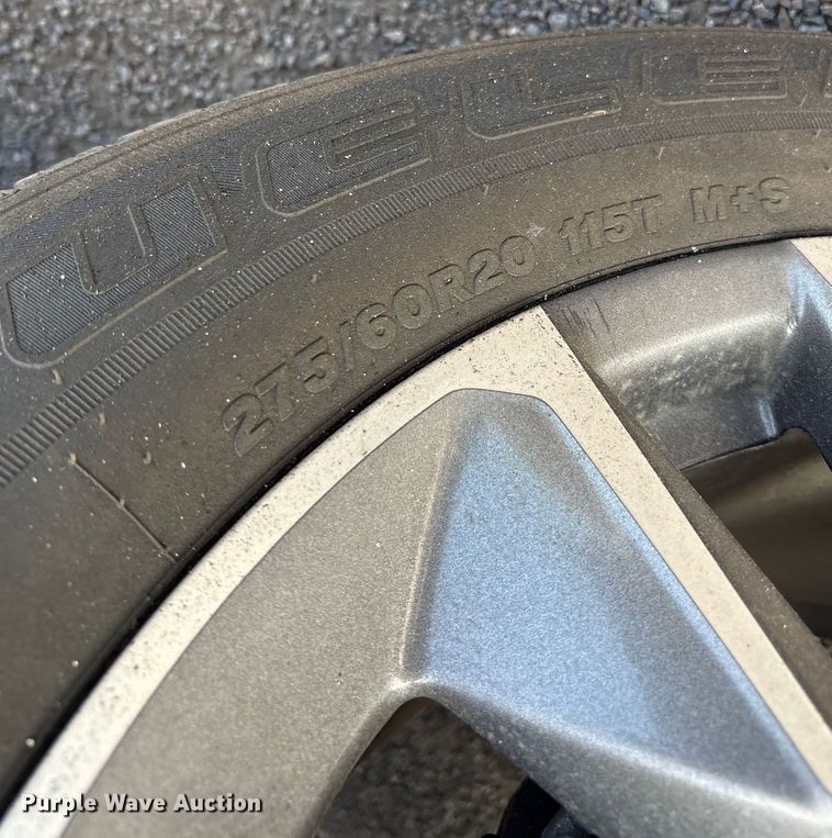 image for item EC8001 2021 Chevrolet Silverado 1500 Crew Cab pickup truck