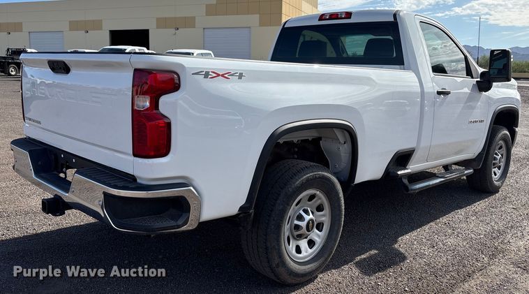 image for item EC8002 2022 Chevrolet Silverado 3500HD pickup truck