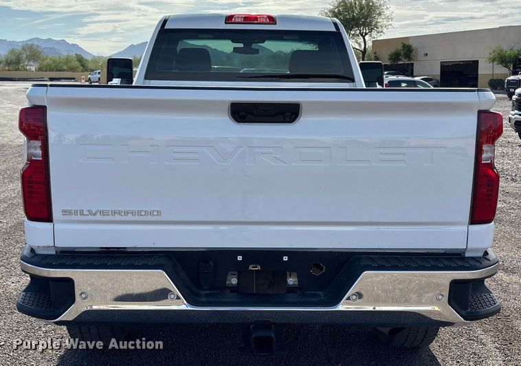 image for item EC8002 2022 Chevrolet Silverado 3500HD pickup truck