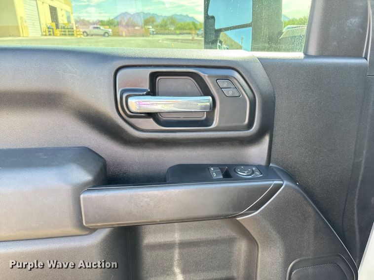 image for item EC8002 2022 Chevrolet Silverado 3500HD pickup truck