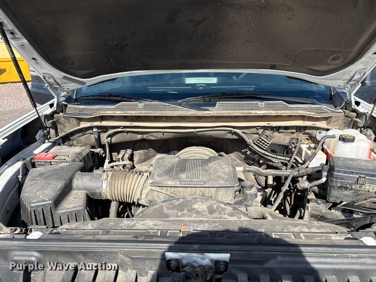 image for item EC8002 2022 Chevrolet Silverado 3500HD pickup truck