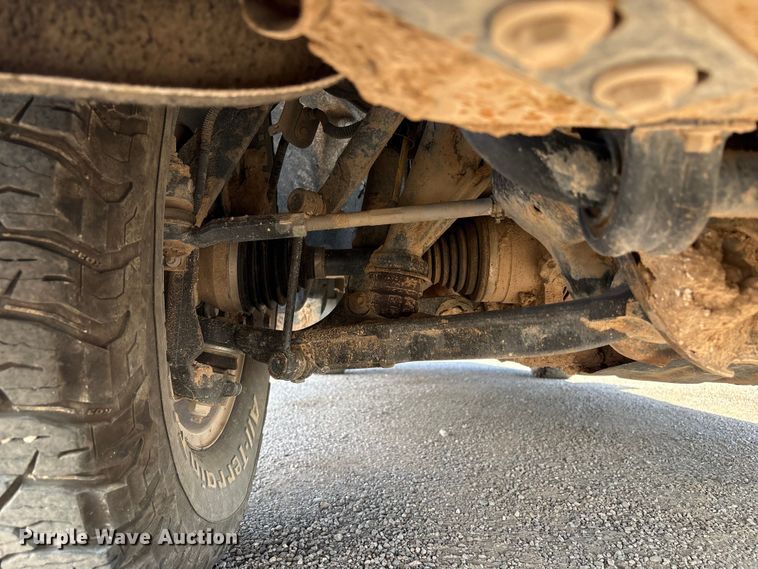 image for item EC8003 2021 Chevrolet Silverado 2500HD Double Cab pickup truck