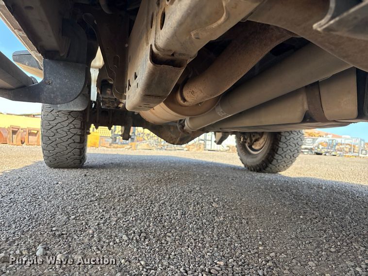 image for item EC8003 2021 Chevrolet Silverado 2500HD Double Cab pickup truck