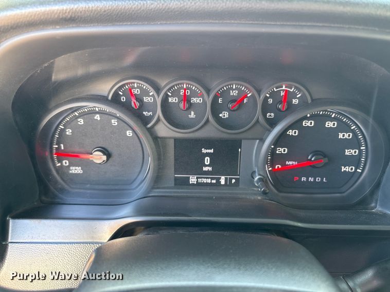 image for item EC8003 2021 Chevrolet Silverado 2500HD Double Cab pickup truck