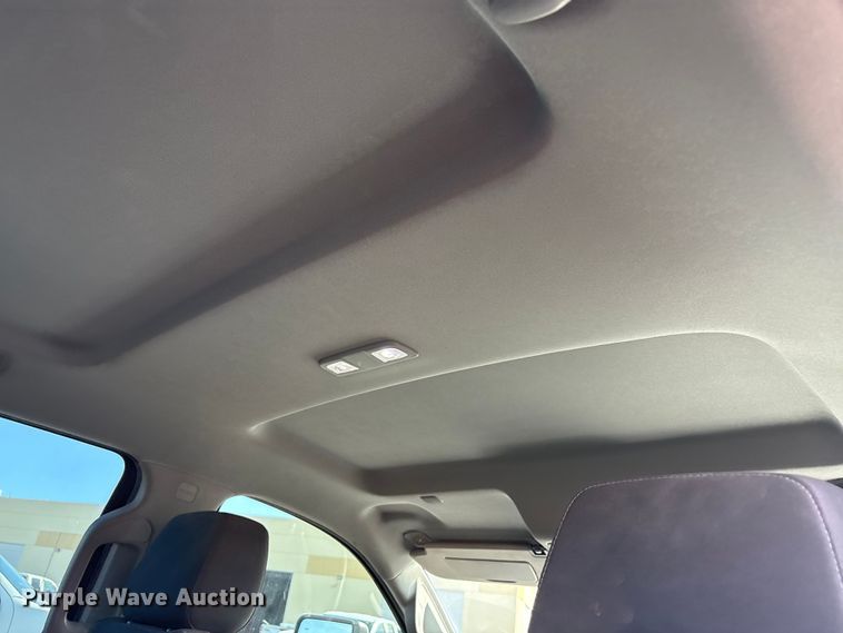 image for item EC8003 2021 Chevrolet Silverado 2500HD Double Cab pickup truck