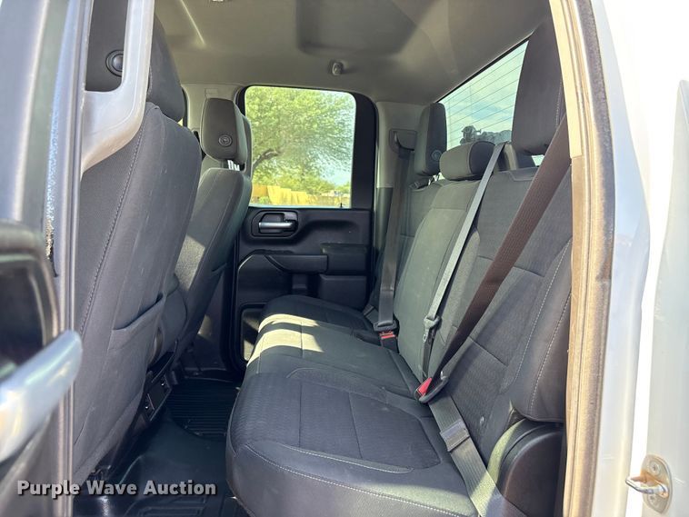 image for item EC8003 2021 Chevrolet Silverado 2500HD Double Cab pickup truck