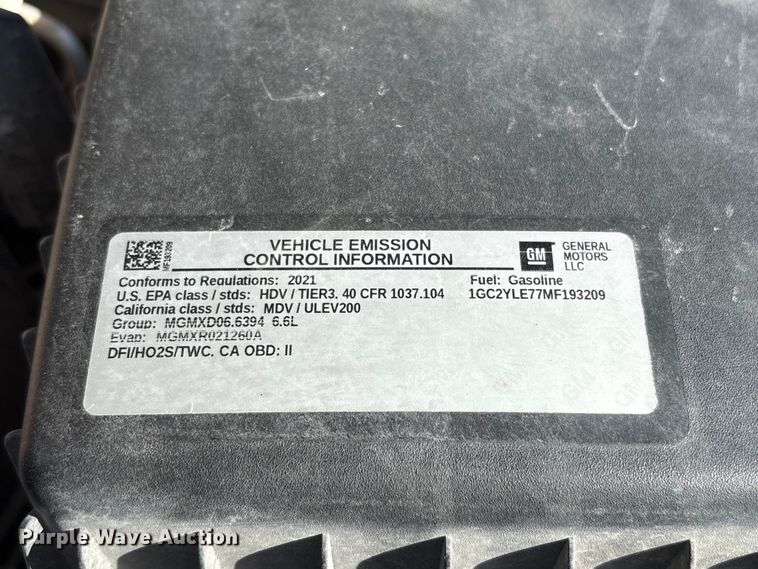 image for item EC8003 2021 Chevrolet Silverado 2500HD Double Cab pickup truck