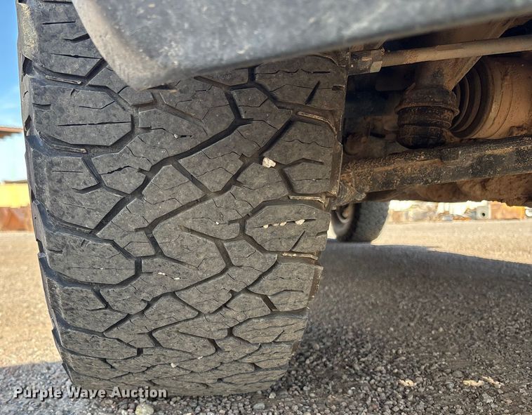 image for item EC8003 2021 Chevrolet Silverado 2500HD Double Cab pickup truck