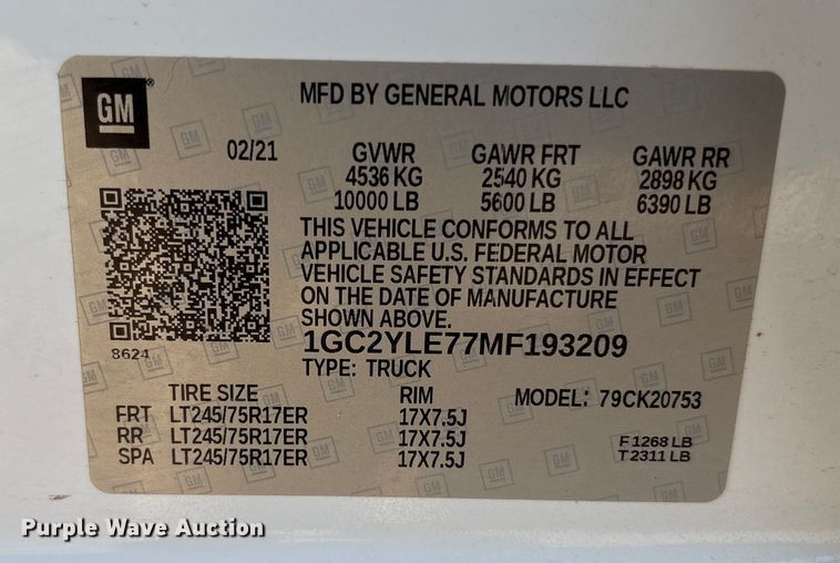 image for item EC8003 2021 Chevrolet Silverado 2500HD Double Cab pickup truck