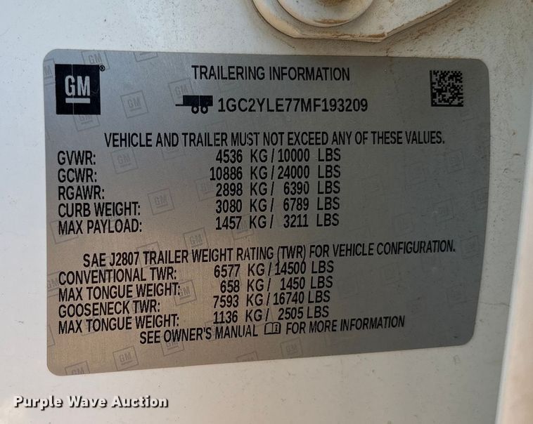 image for item EC8003 2021 Chevrolet Silverado 2500HD Double Cab pickup truck