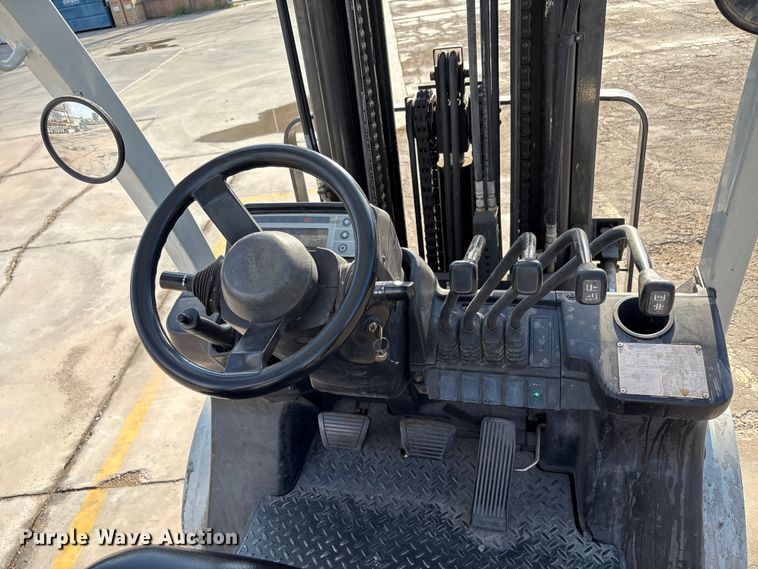 image for item EC8014 2018 UniCarriers PF60 forklift