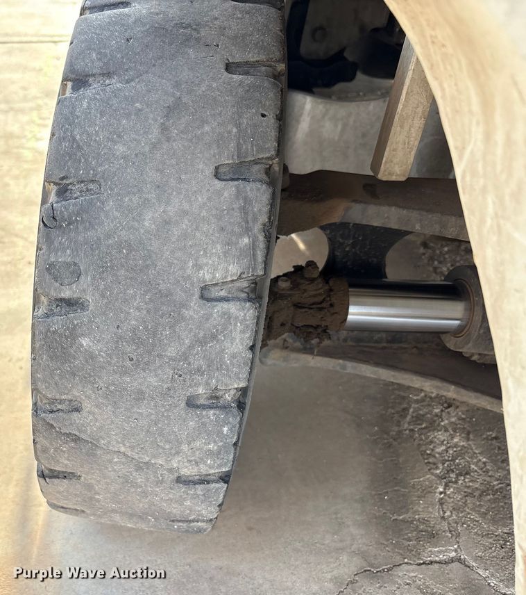 image for item EC8014 2018 UniCarriers PF60 forklift