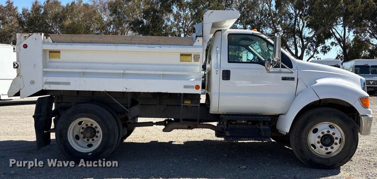 image for item EC8017 2008 Ford F750 Super Duty XL dump truck