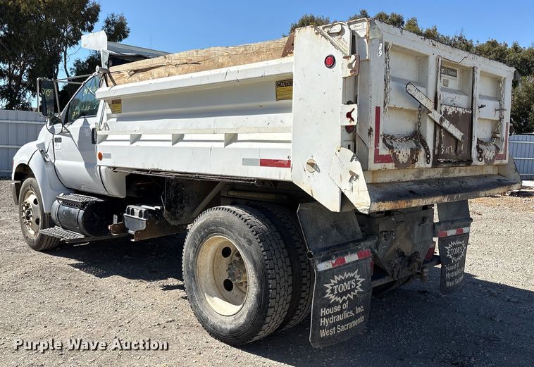 image for item EC8017 2008 Ford F750 Super Duty XL dump truck