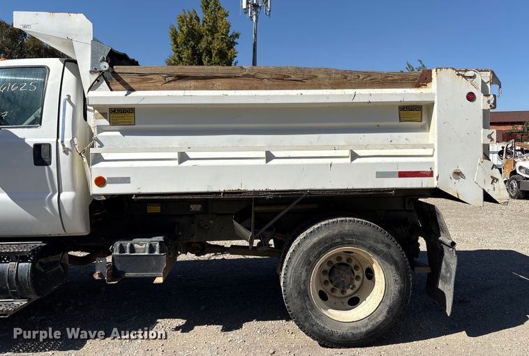 image for item EC8017 2008 Ford F750 Super Duty XL dump truck