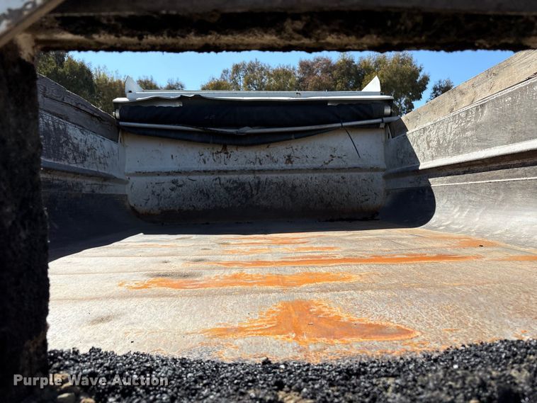 image for item EC8017 2008 Ford F750 Super Duty XL dump truck