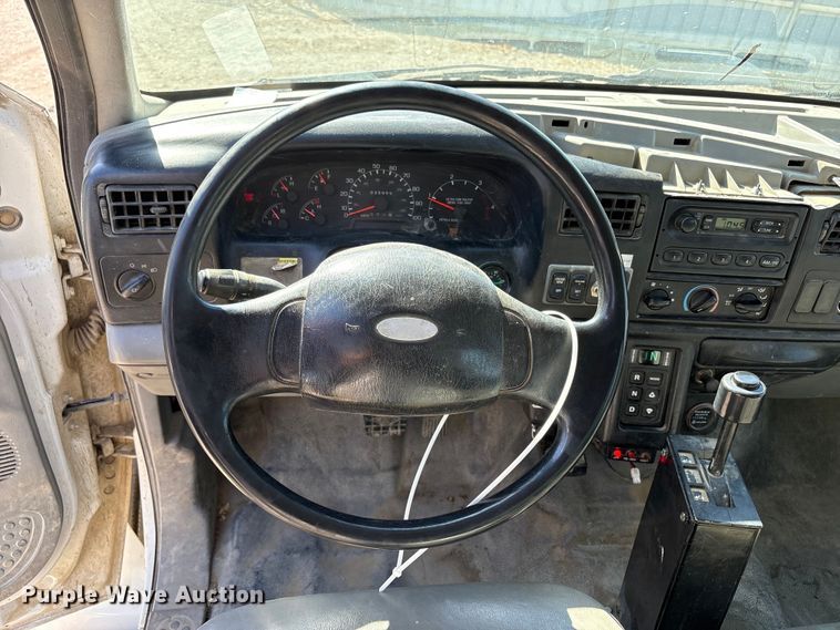 image for item EC8017 2008 Ford F750 Super Duty XL dump truck