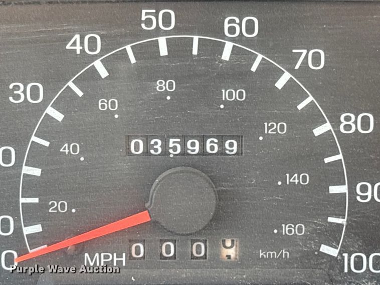 image for item EC8017 2008 Ford F750 Super Duty XL dump truck