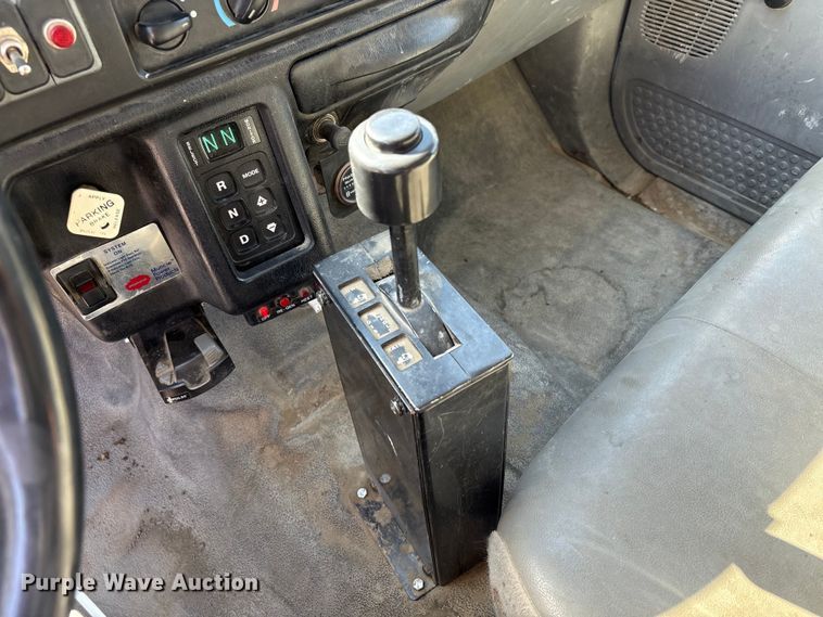 image for item EC8017 2008 Ford F750 Super Duty XL dump truck