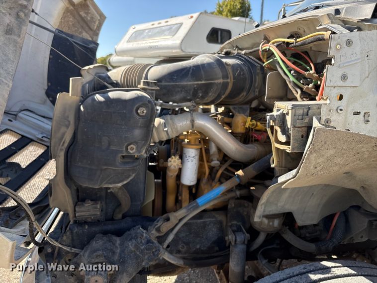 image for item EC8017 2008 Ford F750 Super Duty XL dump truck