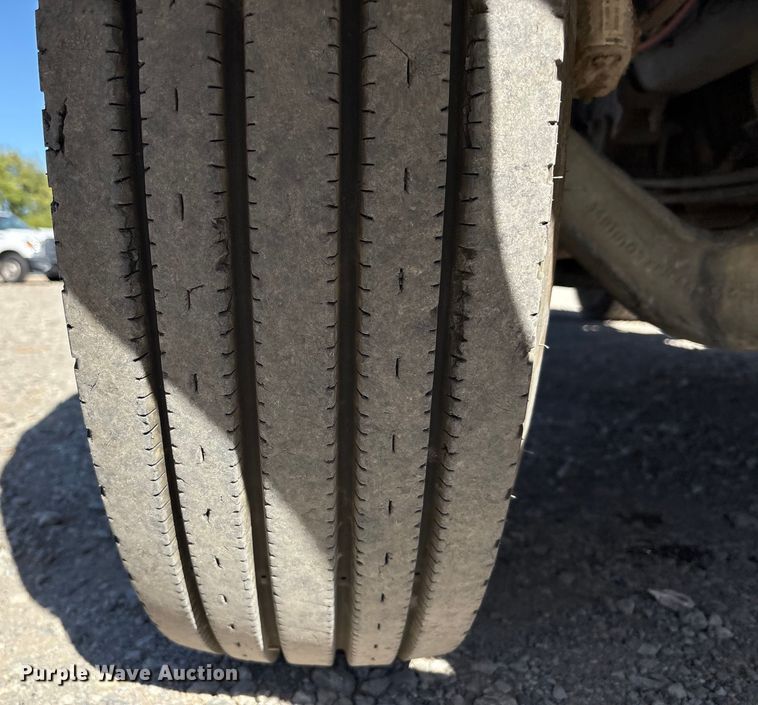 image for item EC8017 2008 Ford F750 Super Duty XL dump truck