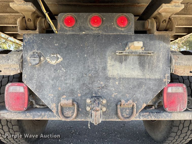 image for item EC8018 2008 Ford F750 Super Duty XL dump truck