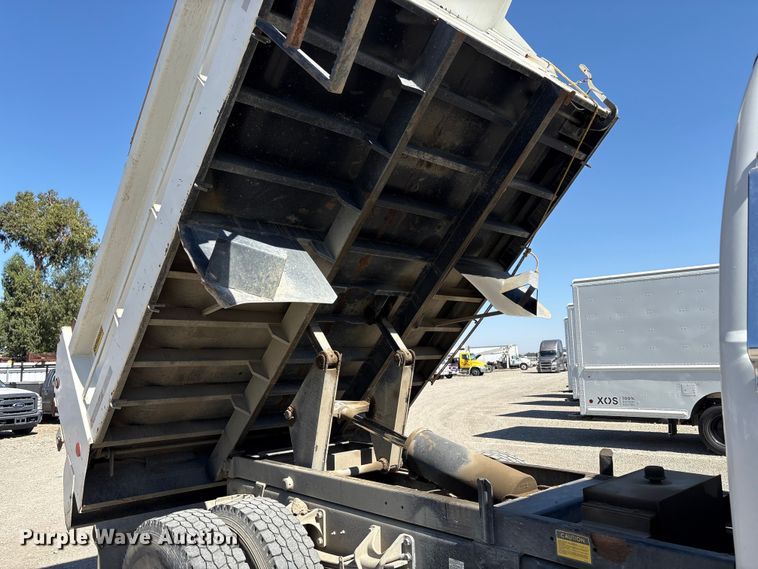 image for item EC8018 2008 Ford F750 Super Duty XL dump truck
