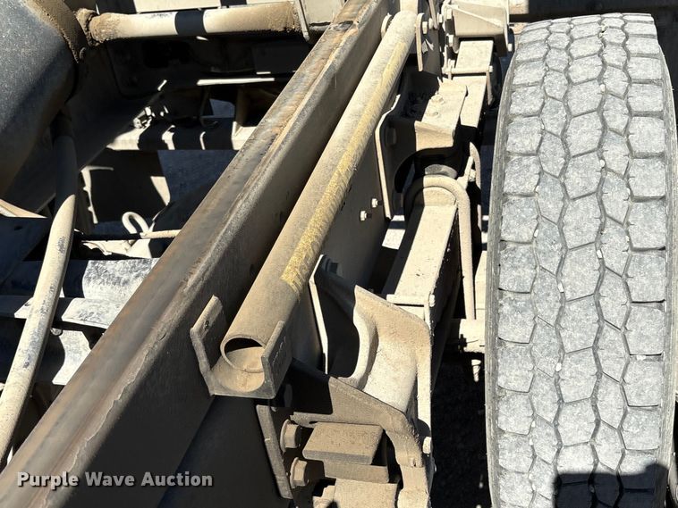 image for item EC8018 2008 Ford F750 Super Duty XL dump truck