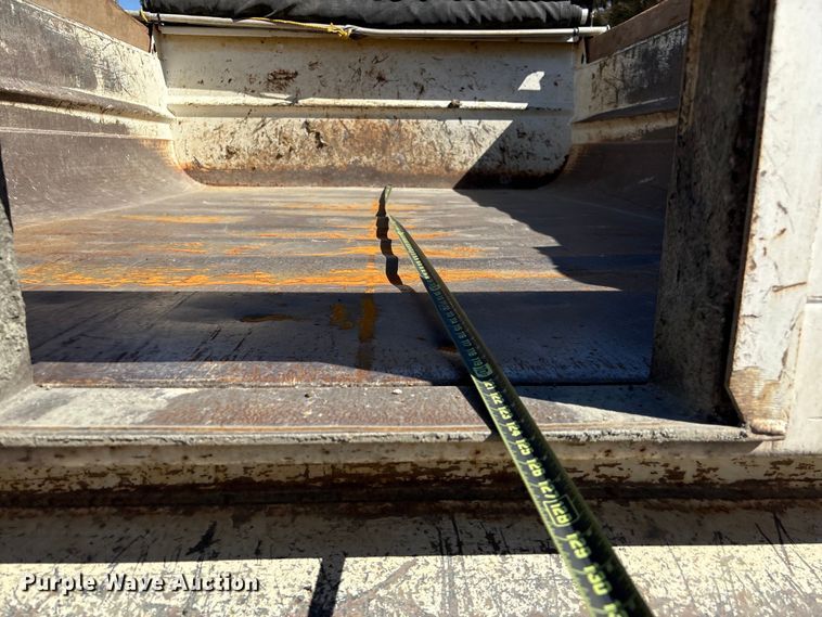 image for item EC8018 2008 Ford F750 Super Duty XL dump truck