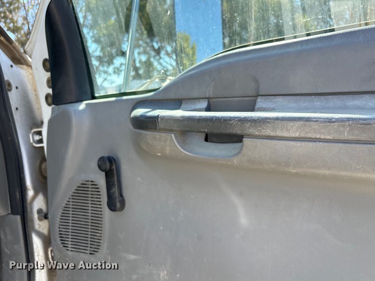 image for item EC8018 2008 Ford F750 Super Duty XL dump truck